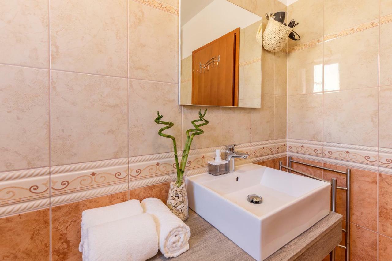 Apartment Vivis 메덜린 외부 사진