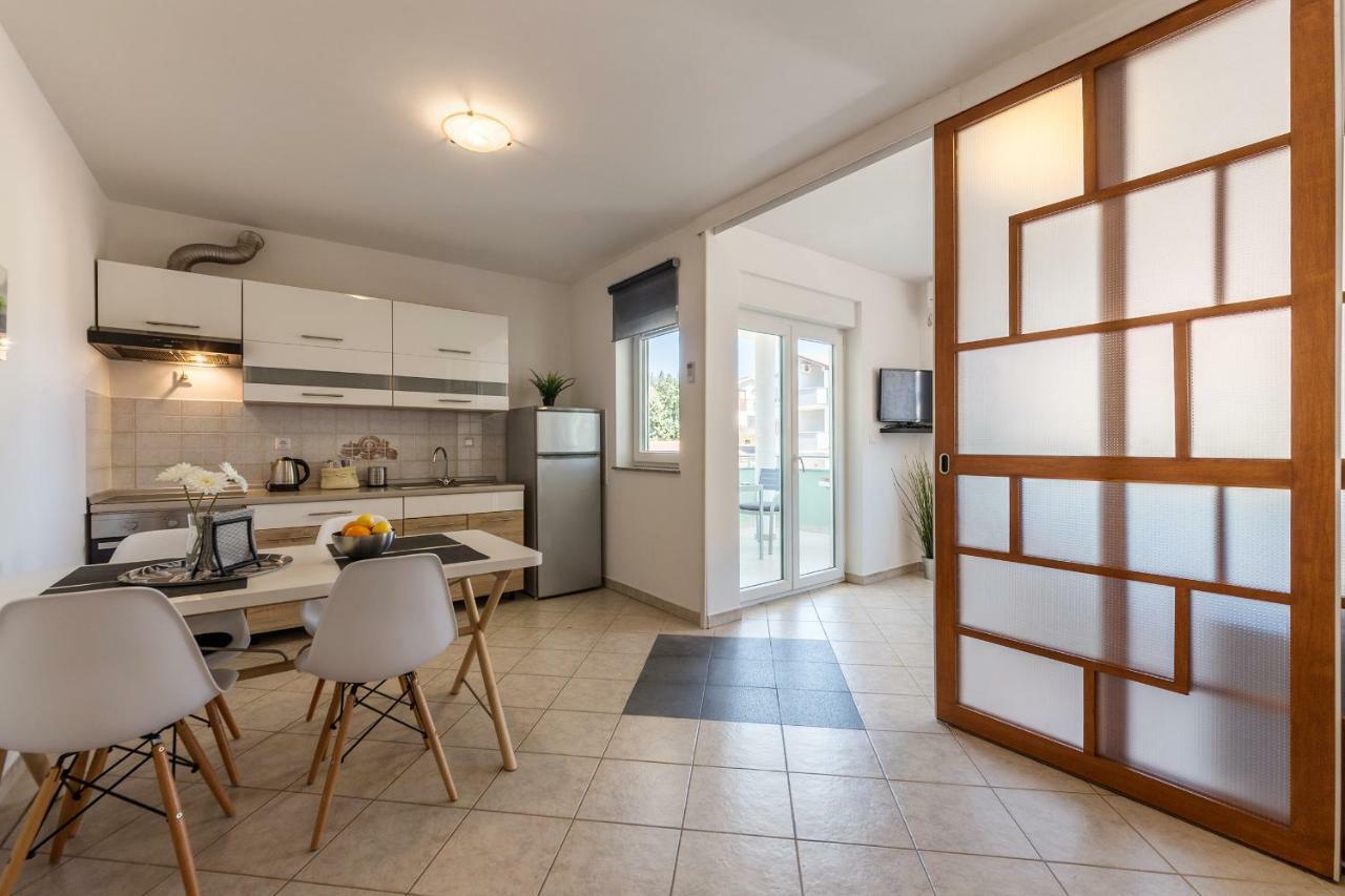 Apartment Vivis 메덜린 외부 사진