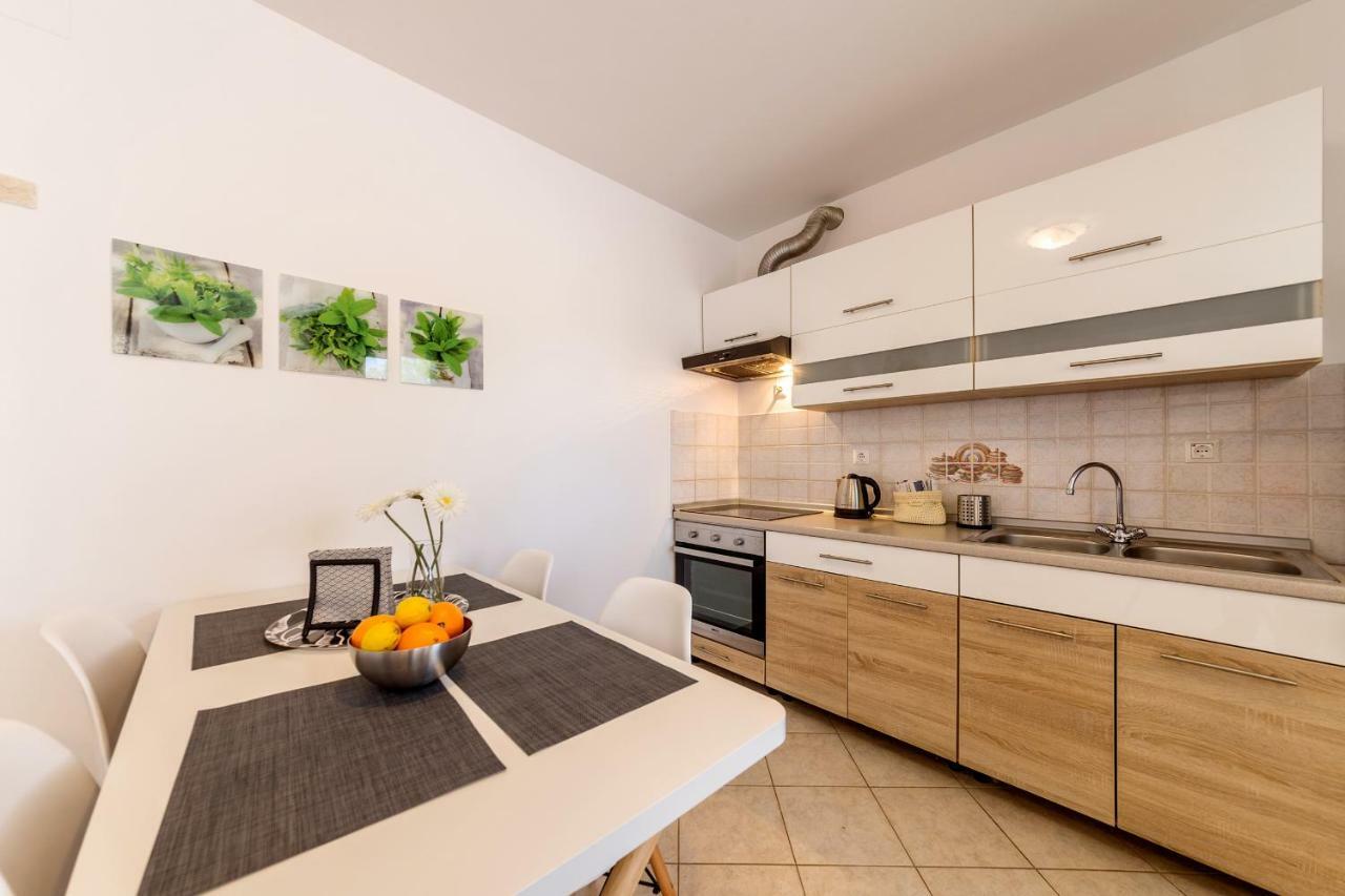 Apartment Vivis 메덜린 외부 사진